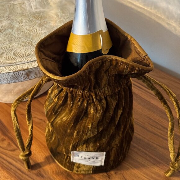 Sezane Olive Green Velvet Lifestyle Pouch - Perfect for wine bottle or Jewelry - Picture 6 of 6